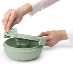 Brabantia Make & Take Salade Lunchbox - 1,3 L - Kunststof - Jade Green -Brabantia 1200x1045 2