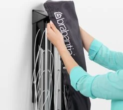 Brabantia WallFix Wanddroger - Met Beschermhoes - 24 M - Metallic Grey 31 Brabantia WallFix Wanddroger - Met Beschermhoes - 24 M - Metallic Grey -Brabantia 1200x1075 1