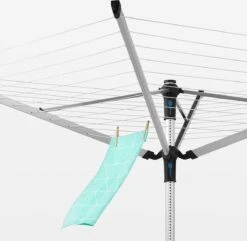 Brabantia Lift-o-Matic Advance Droogmolen Met Kunststof Betonanker, Beschermhoes En Wasknijpertasje - 50 M - Zilvergrijs -Brabantia 1200x1171