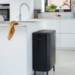 Brabantia - Bo Touch Bin Hi 60 L Matt Black -Brabantia 1200x1200 222