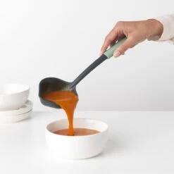 Brabantia Tasty+ Soeplepel Plus Schraper - Jade Green -Brabantia 1200x1200 31