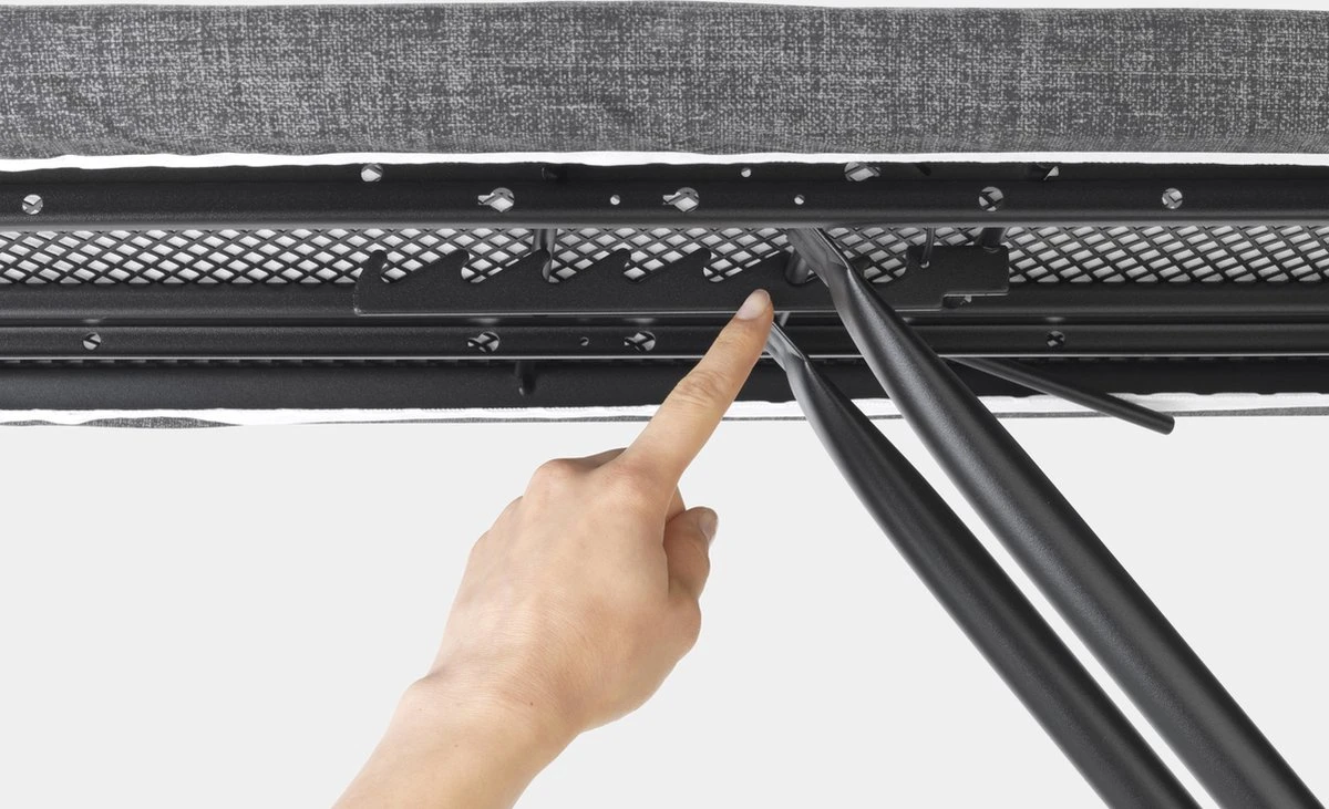 Brabantia Strijkplank C - Met Strijkijzerhouder - 124 X 45 Cm - Morning Breeze 5 Brabantia Strijkplank C - Met Strijkijzerhouder - 124 X 45 Cm - Morning Breeze - Afbeelding 3