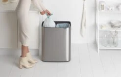 Brabantia Bo Touch Bin Prullenbak - 2 X 30 L - Matt Steel Fingerprint Proof -Brabantia 1200x766 12