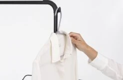 Brabantia HangOn Droogrek Inklapbaar - 25 Meter - Met Stang - Matt Black -Brabantia 1200x783