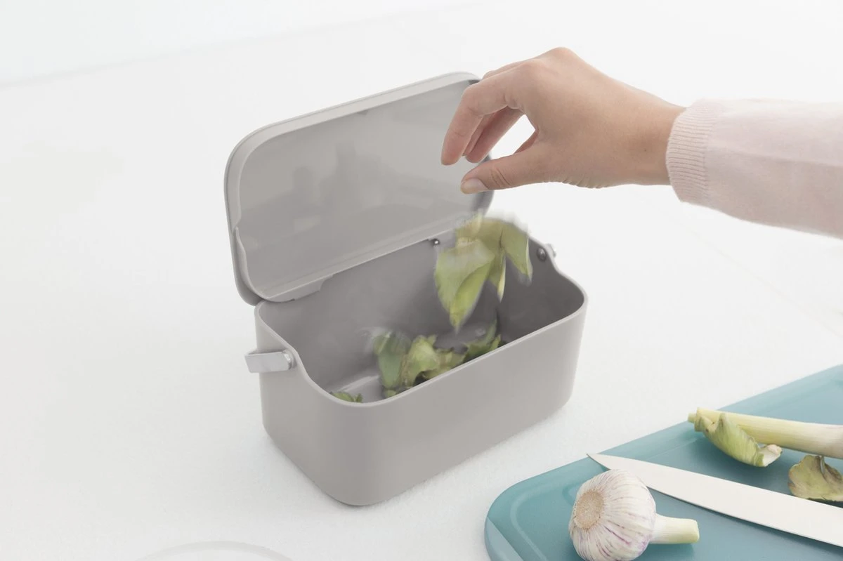 Brabantia SinkSide Afvalbakje Aanrecht - 1,8 Liter - Mid Grey 9 Brabantia SinkSide Afvalbakje Aanrecht - 1,8 Liter - Mid Grey - Afbeelding 7