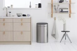 Brabantia Touch Bin Prullenbak - 40 L - Matt Steel Fingerprint Proof -Brabantia 1200x799 51