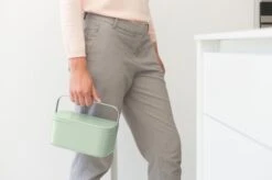 Brabantia SinkSide Afvalbakje Aanrecht - 1,8 Liter - Jade Green 16 Brabantia SinkSide Afvalbakje Aanrecht - 1,8 Liter - Jade Green -Brabantia 1200x799 59