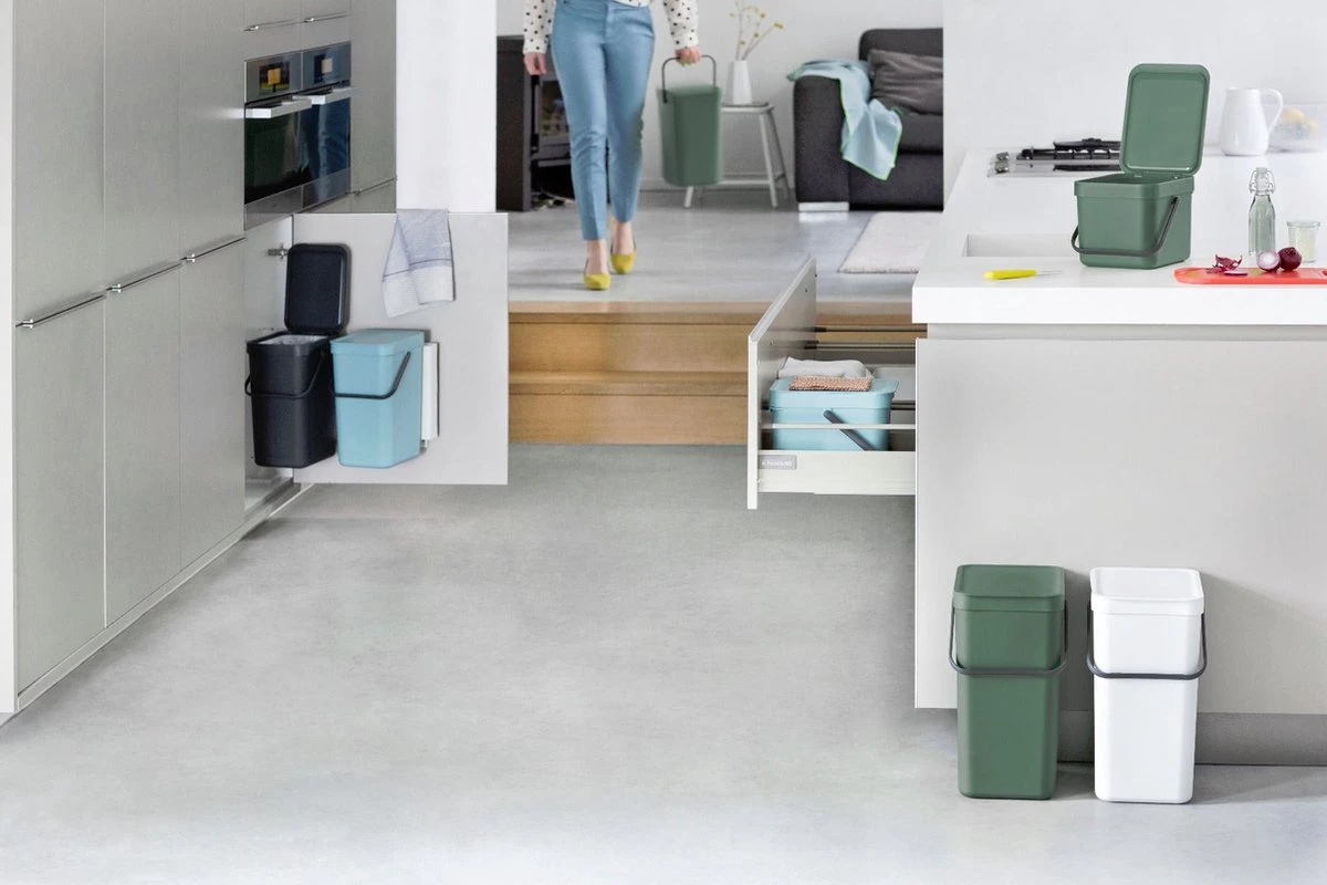Brabantia Sort & Go Aanrecht Afvalbakje - 3 L - Fir Green 13 Brabantia Sort & Go Aanrecht Afvalbakje - 3 L - Fir Green - Afbeelding 11