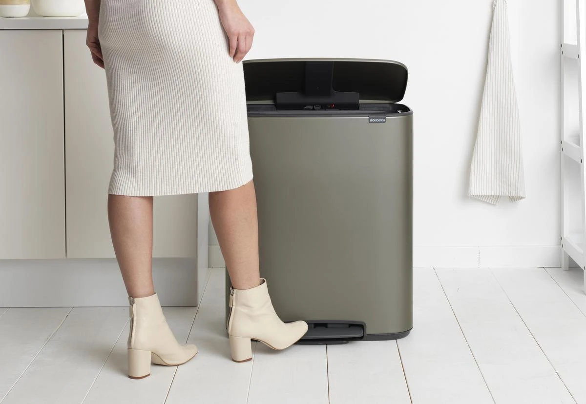 Brabantia Bo Prullenbak - 60 L - Platinum 7 Brabantia Bo Prullenbak - 60 L - Platinum - Afbeelding 5