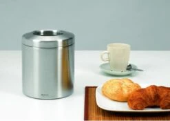 Brabantia Tafelafvalbakje - 2.3 L - Matt Steel -Brabantia 1200x850