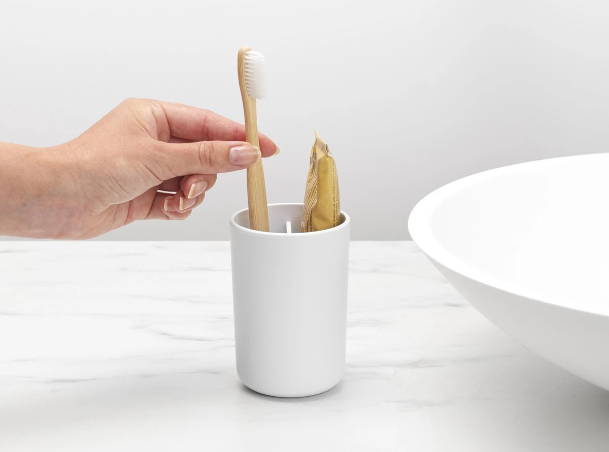 Brabantia ReNew Tandenborstelhouder - Met Inzet - White 5 Brabantia ReNew Tandenborstelhouder - Met Inzet - White - Afbeelding 3