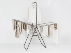 Brabantia HangOn Droogrek Inklapbaar - 25 Meter - Met Stang - Matt Black -Brabantia 1200x893 1