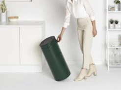 Brabantia Touch Bin Prullenbak - 30 L - Pine Green -Brabantia 1200x899 11