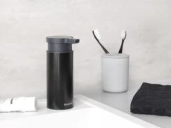 Brabantia Zeepdispenser - 200 Ml - Matt Black -Brabantia 1200x899 5
