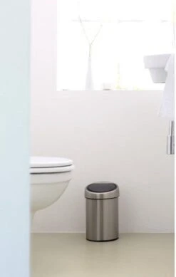 Brabantia Touch Bin Prullenbak - 3 L - Matt Steel -Brabantia 762x1200 1