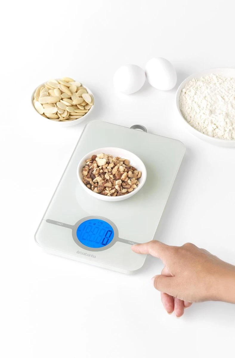 Brabantia Tasty+ Keukenweegschaal Digitaal - Op Batterijen - Light Grey 5 Brabantia Tasty+ Keukenweegschaal Digitaal - Op Batterijen - Light Grey - Afbeelding 3