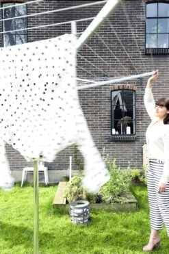 Brabantia Topspinner Droogmolen Met Grondanker - 40 M - Metallic Grey 28 Brabantia Topspinner Droogmolen Met Grondanker - 40 M - Metallic Grey -Brabantia 799x1200 154