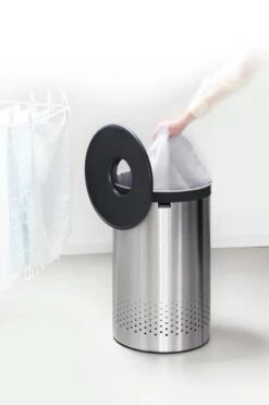 Brabantia Wasmand - 60 L - Matt Steel Met Kunststof Deksel -Brabantia 799x1200 165