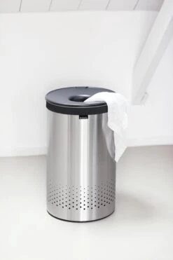 Brabantia Wasmand - 60 L - Matt Steel Met Kunststof Deksel -Brabantia 799x1200 166
