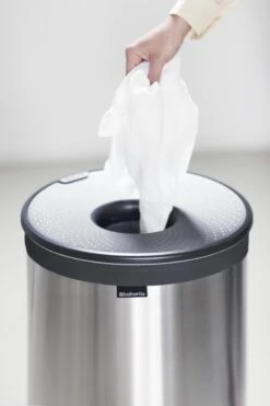 Brabantia Wasmand - 60 L - Matt Steel Met Kunststof Deksel -Brabantia 799x1200 168