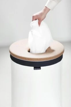 Brabantia Wasmand Met Deksel - 60 L - White / Kurken Deksel -Brabantia 799x1200 66