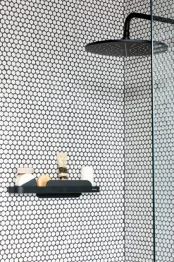 Brabantia MindSet Doucheplank Met Wisser - Mineral Infinite Grey 17 Brabantia MindSet Doucheplank Met Wisser - Mineral Infinite Grey -Brabantia 800x1200 11