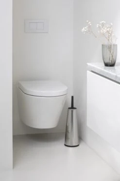 Brabantia ReNew WC Borstel - Met Houder - Matt Steel -Brabantia 800x1200 4